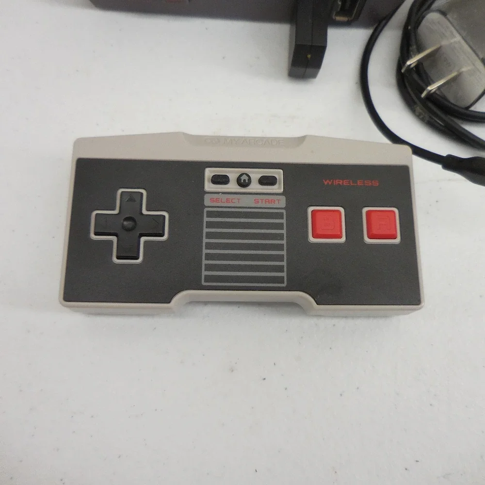 Nintendo NES Classic Edition Console CLV-001 My Arcade Wireless Controller Set